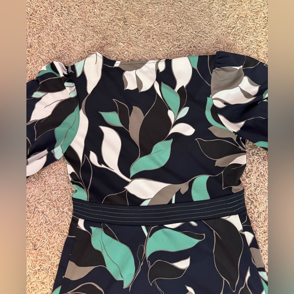 BCBGMAXAZRIA DRESS NAVY BLUE GREEN FLORAL DRESS- EMPIRE SKETCH CAREER WORK - Picture 7 of 7